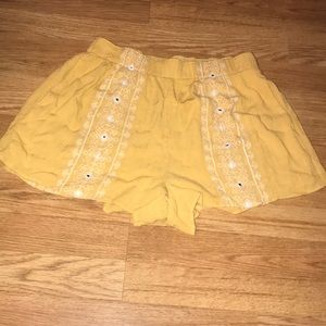 Super cute American eagle shorts !